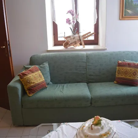 Apartment Al Borghetto Montegrino Valtravaglia